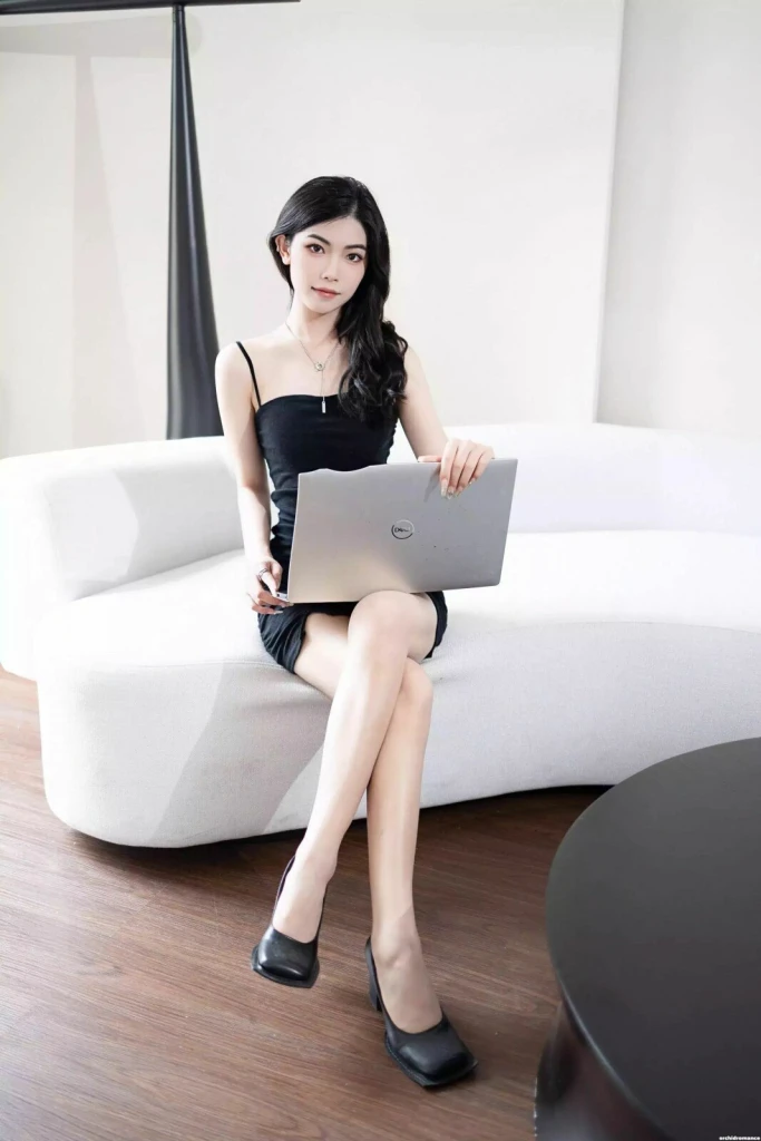 Qianlin Profile image 4