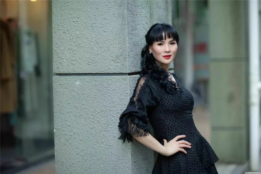 LiYing Profile image 1