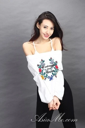 Hana Profile image 1