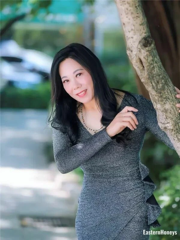 Jie Profile image 2