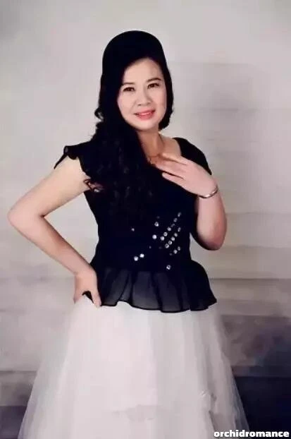 Emma Profile image 2