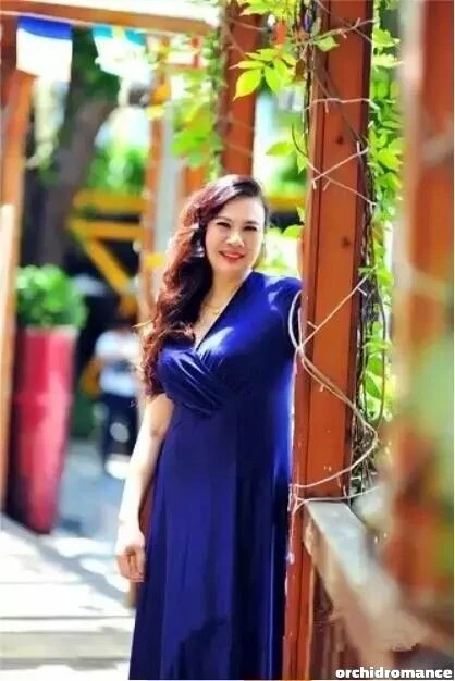 Emma Profile image 4