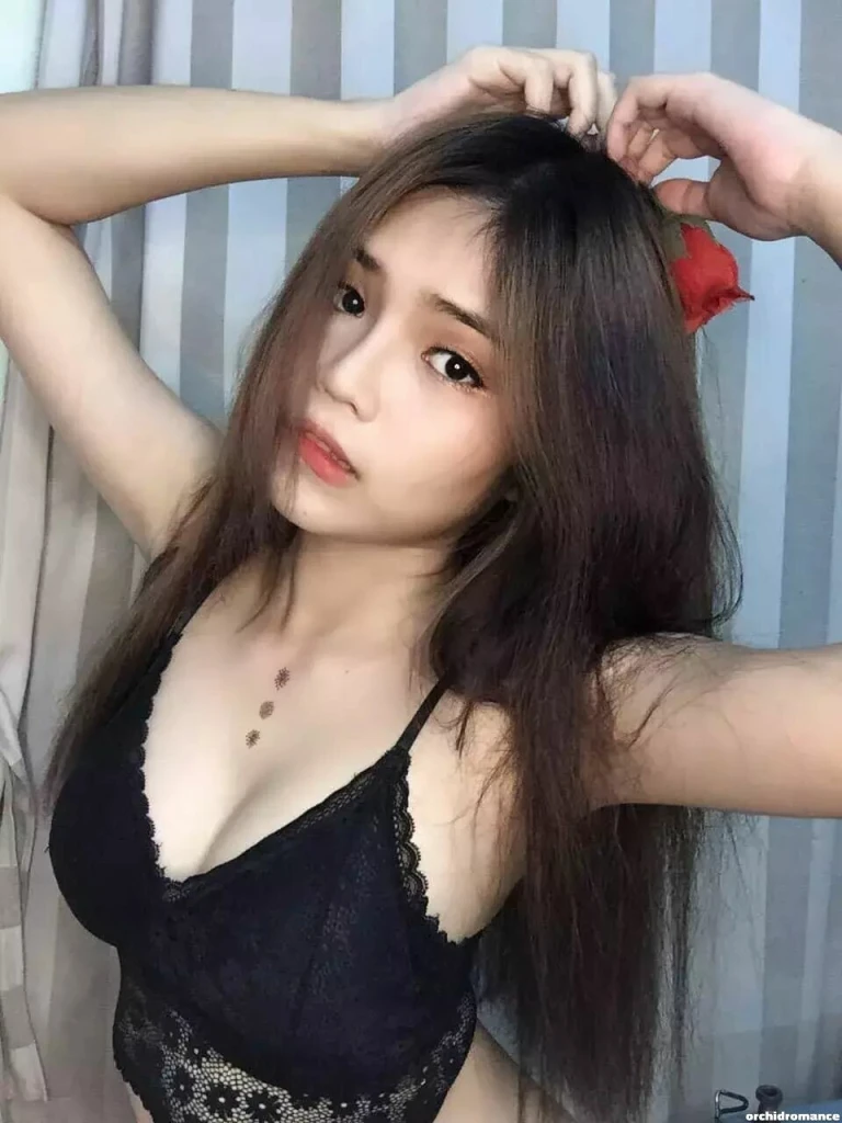 Chanit Profile image 2