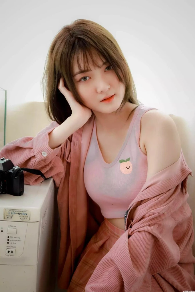 Carol Profile image 3