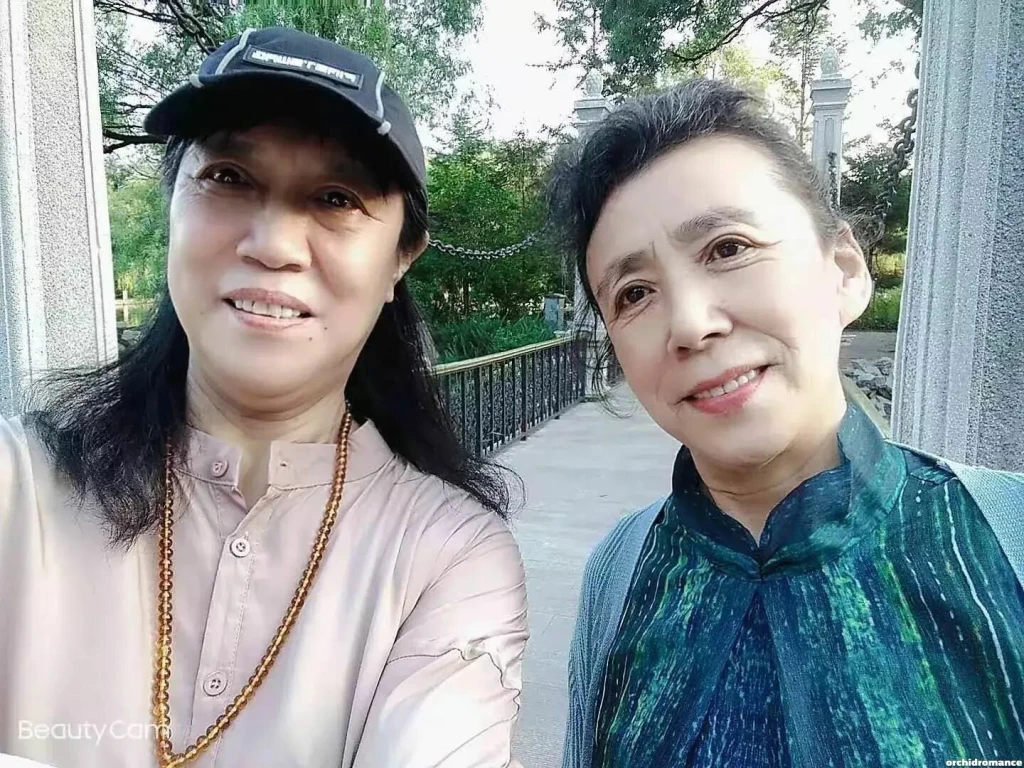 Chun Feng Profile image 2