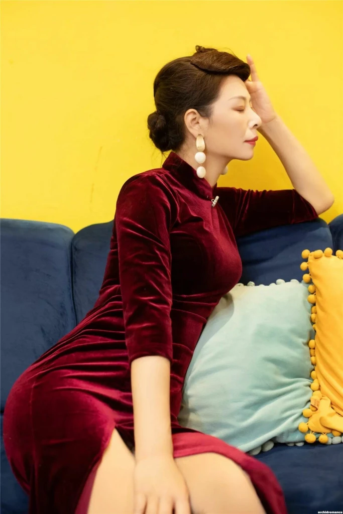 Jiaqi Profile image 2