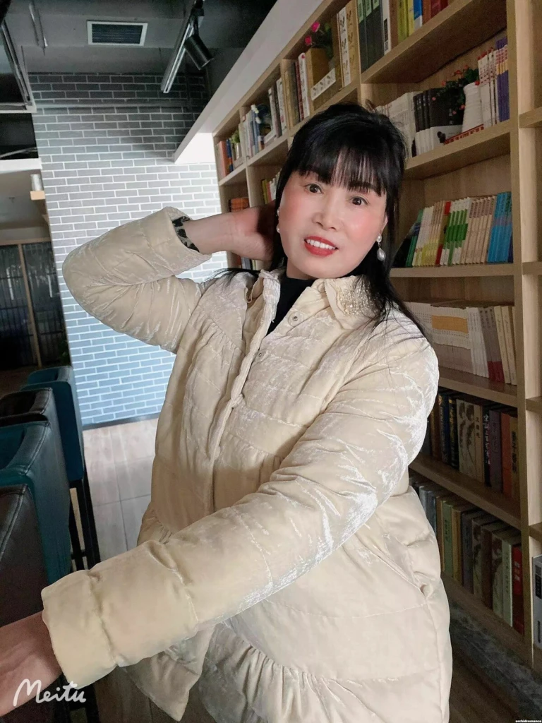 Huiping Profile image 1