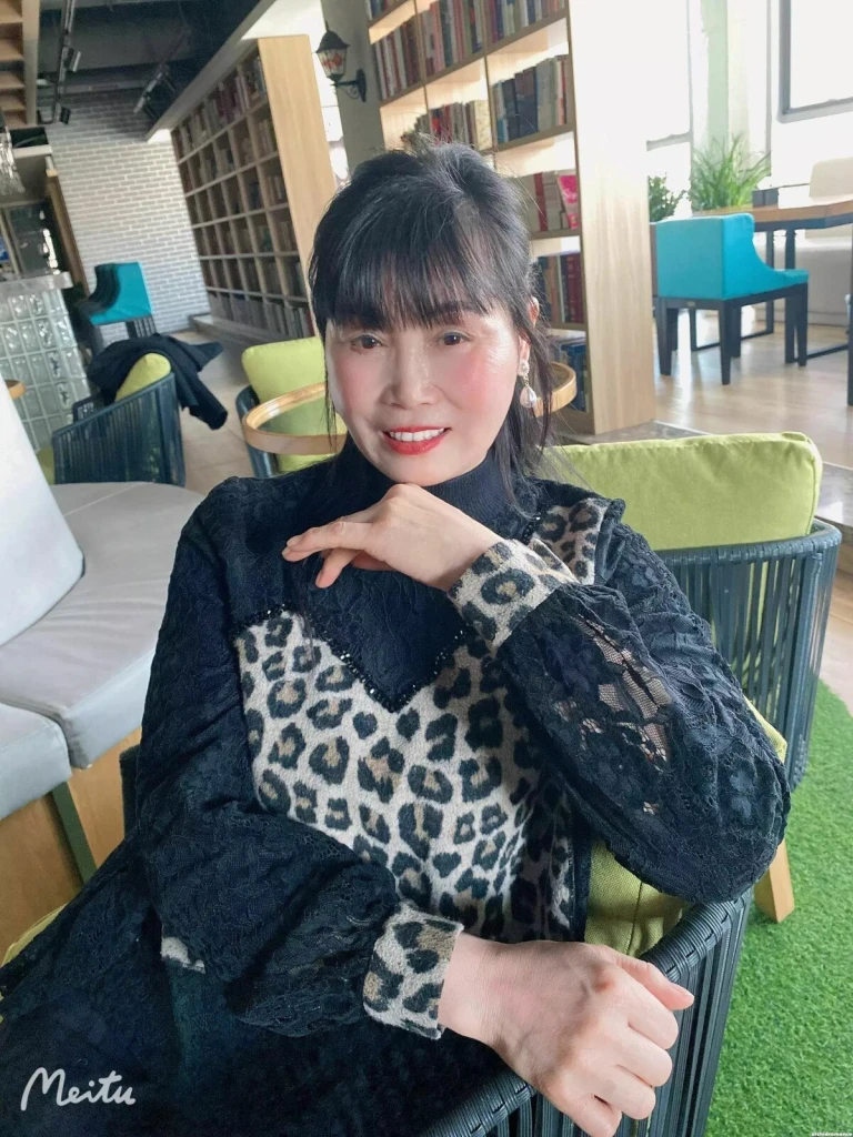 Huiping Profile image 4