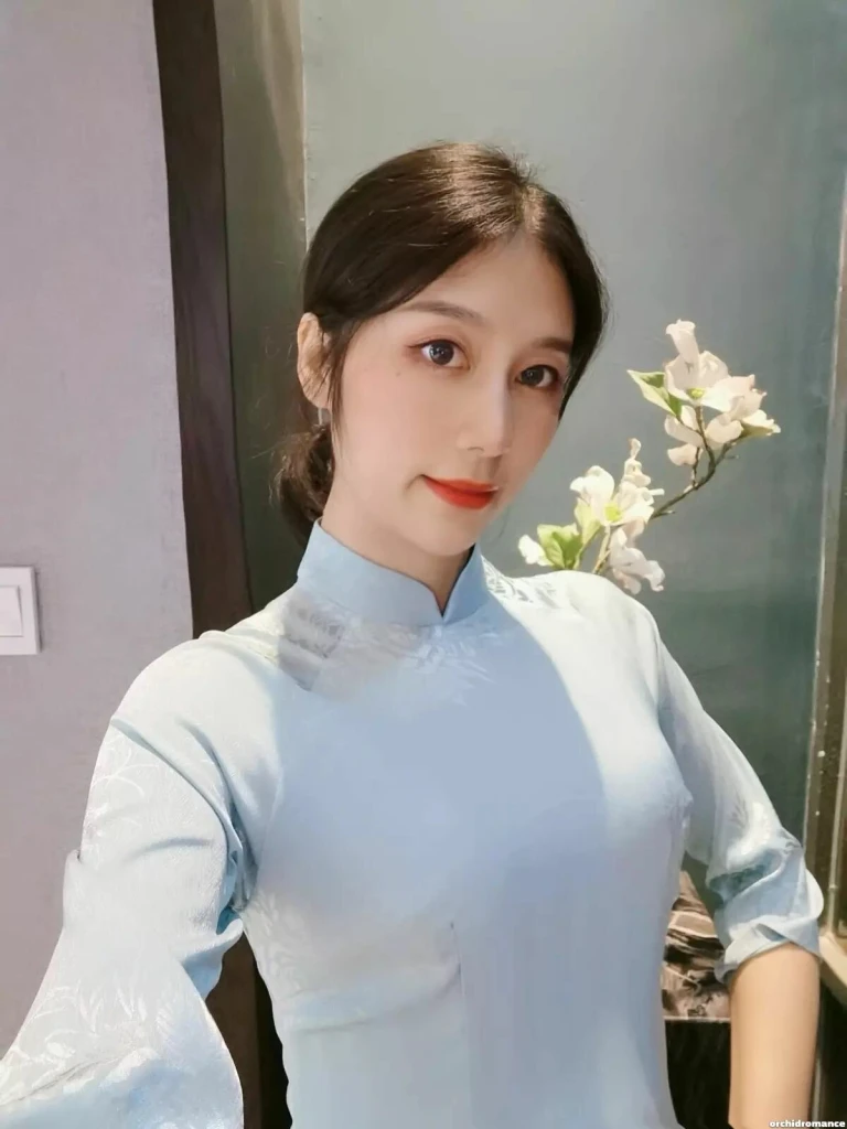 Vivi Profile image 1