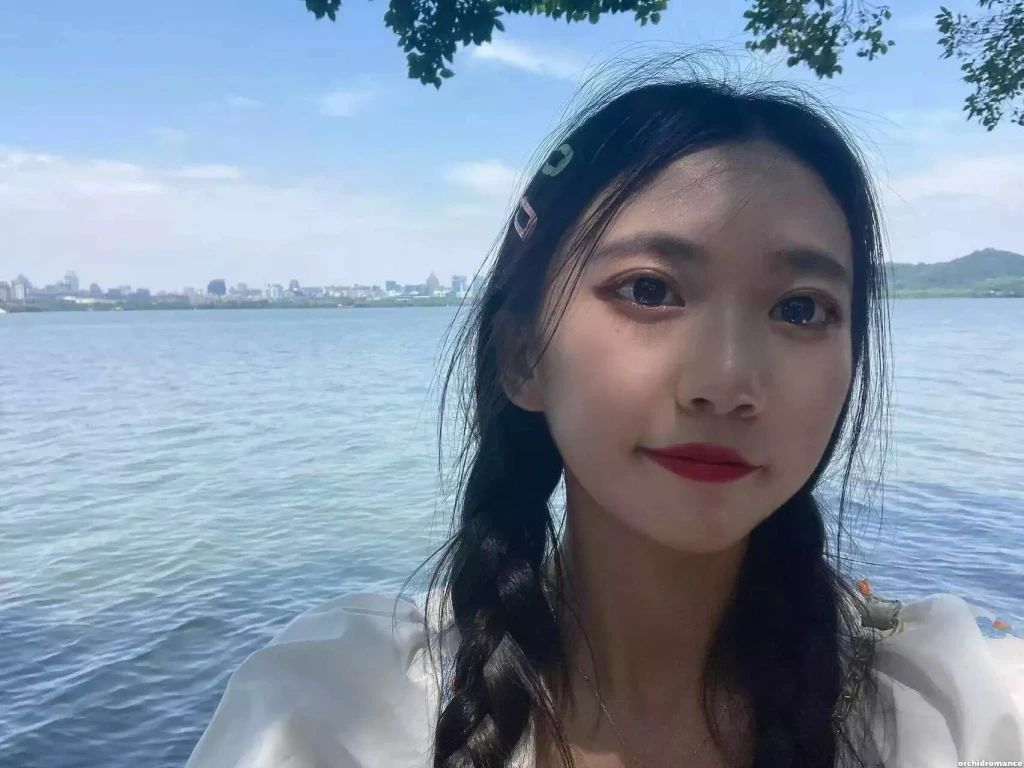 Qianqian Profile image 4