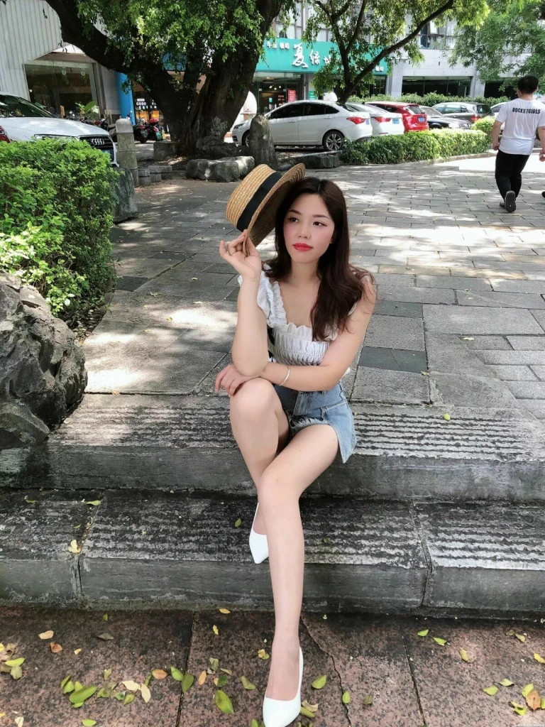 Yuping Profile image 4