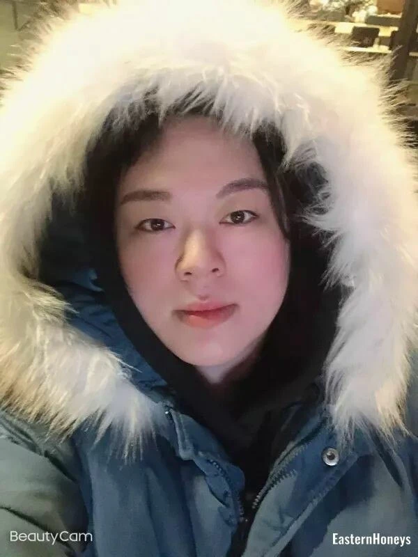 Lisa Profile image 1