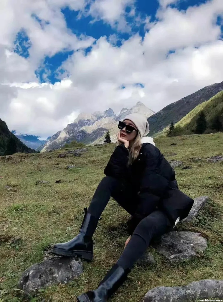 Lianhong Profile image 2