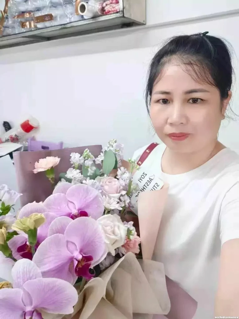 Qing hua Profile image 1