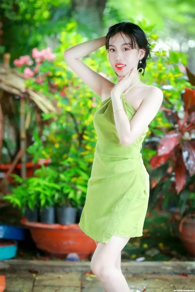 Nhung Profile image 2