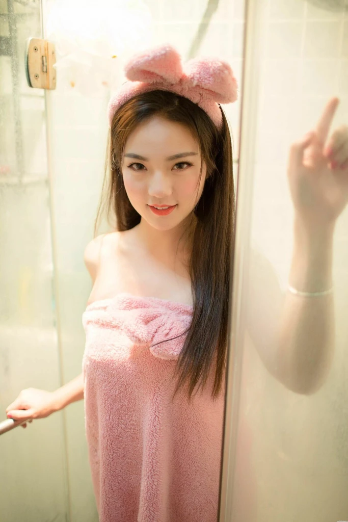 Qiong Profile image 2