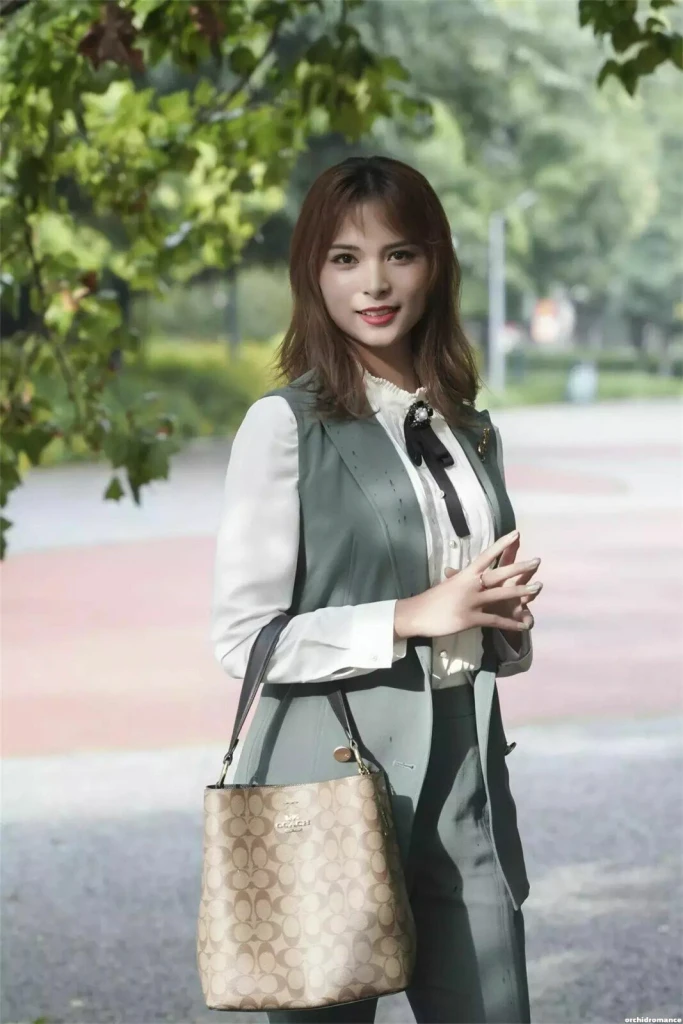 Chuyu Profile image 1