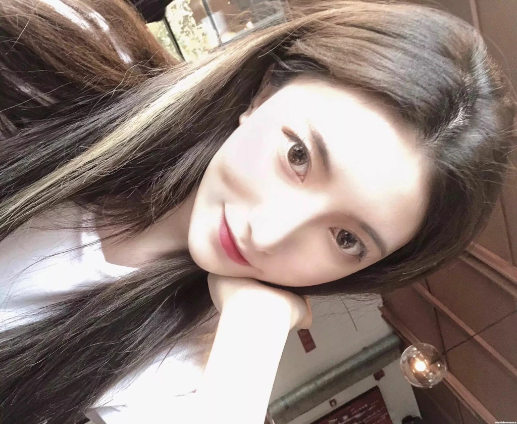 Zhaoyan Profile image 2