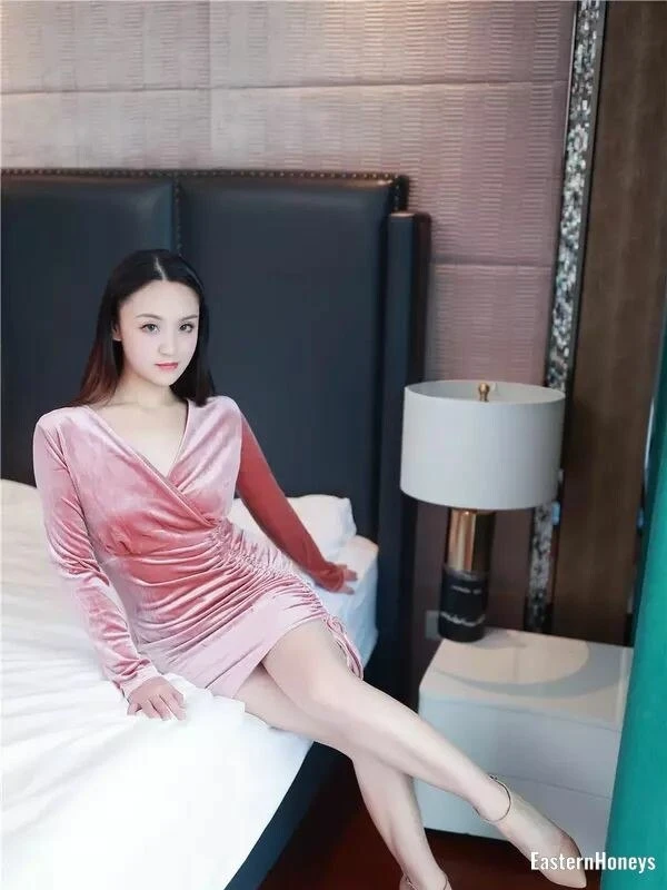 Caroline Profile image 1