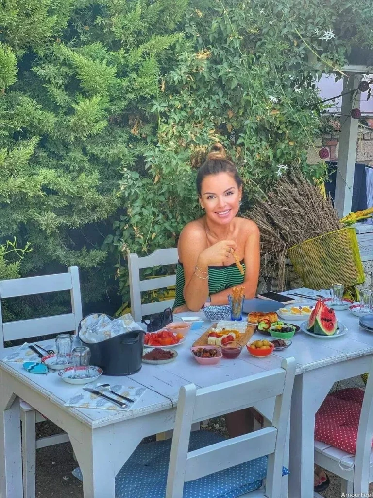 Aytan Profile image 2