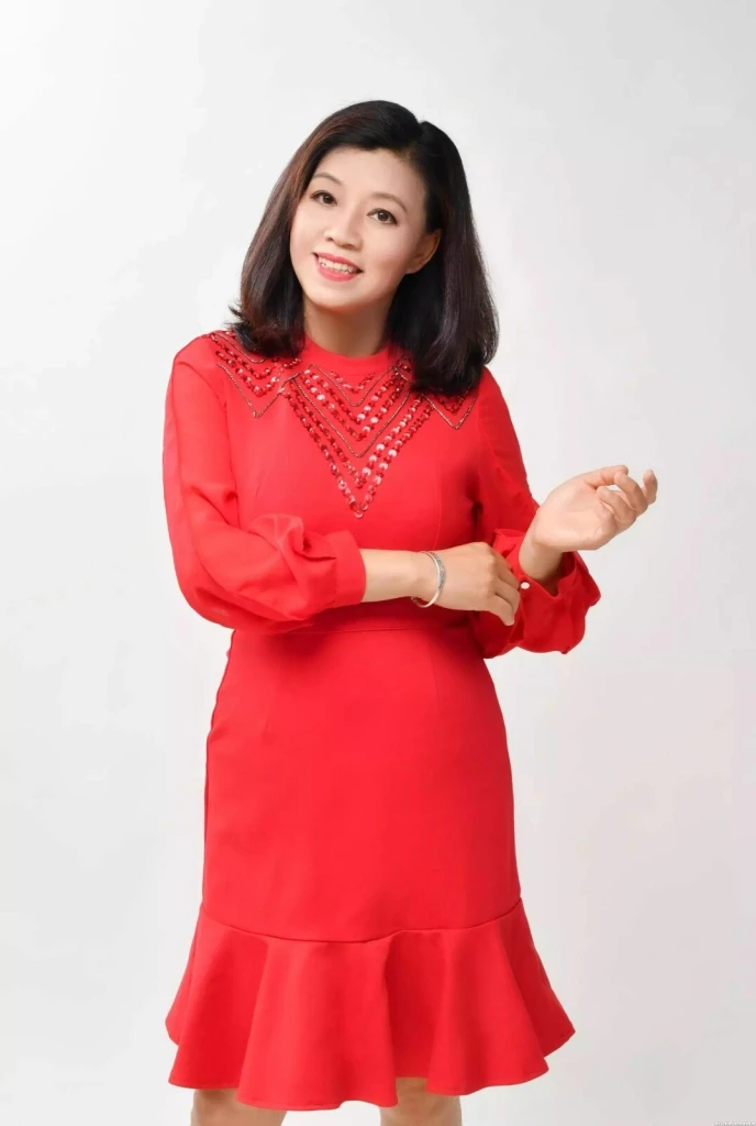Louise Chen Profile image 1