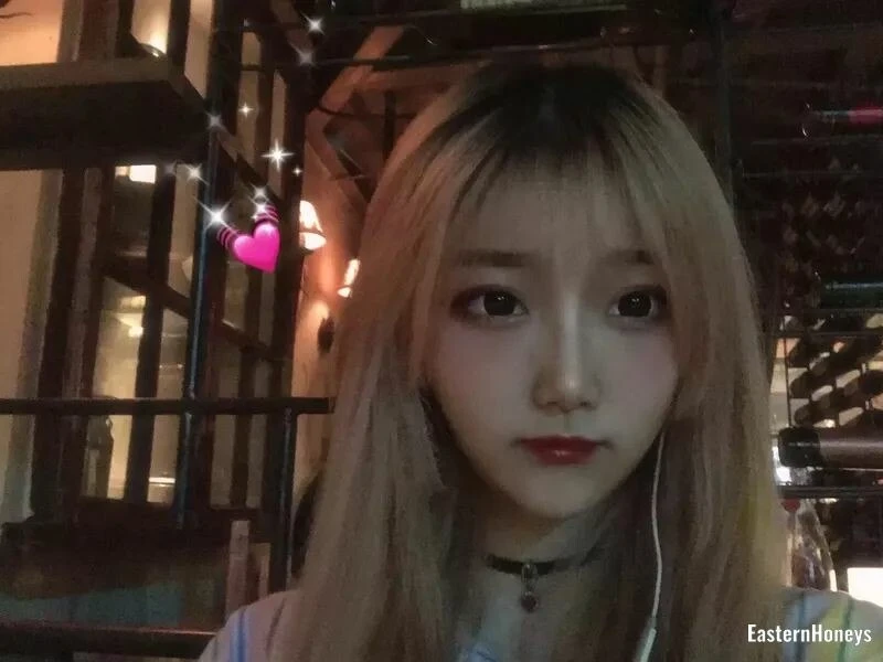 Elena Profile image 3