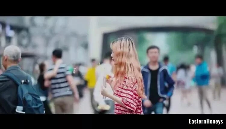 Elena Profile image 2