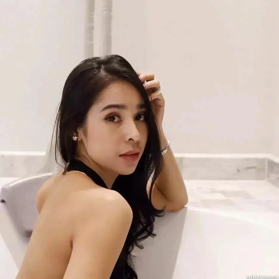 Rinlinee Profile image 3