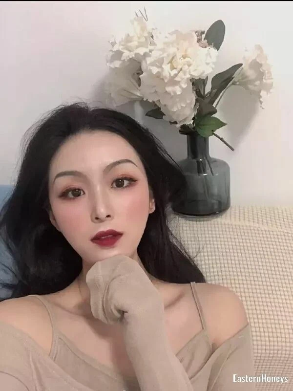 Xiao Yu Zhang Profile image 3