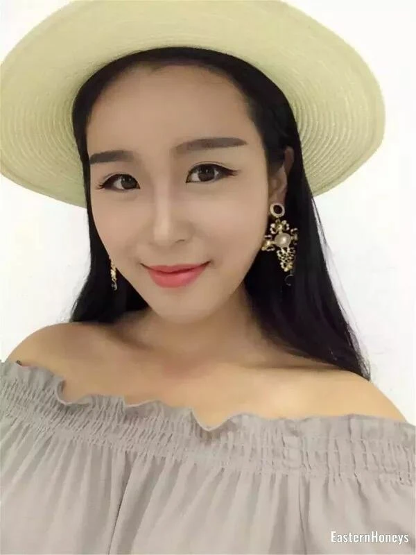 Xiao Yu Zhang Profile image 4