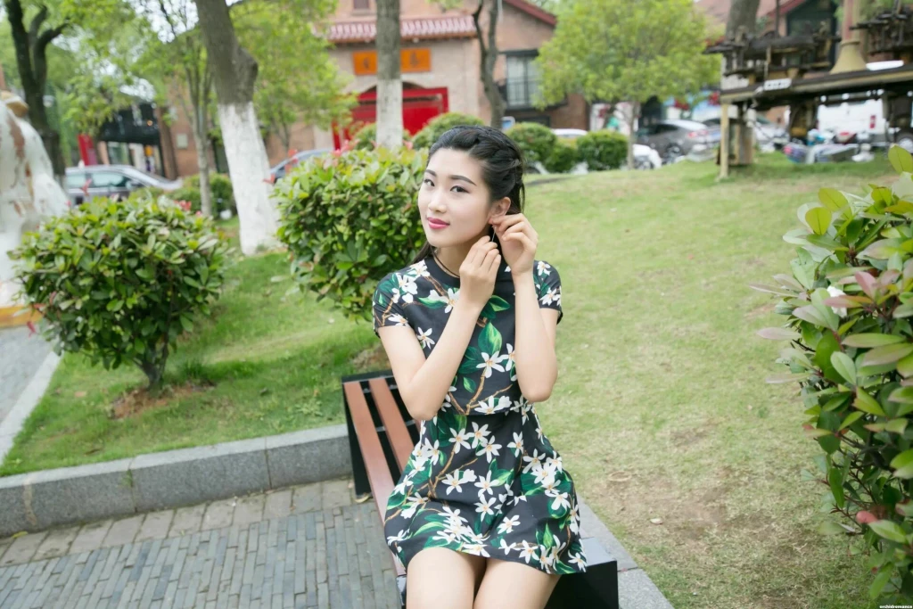 Min Profile image 4
