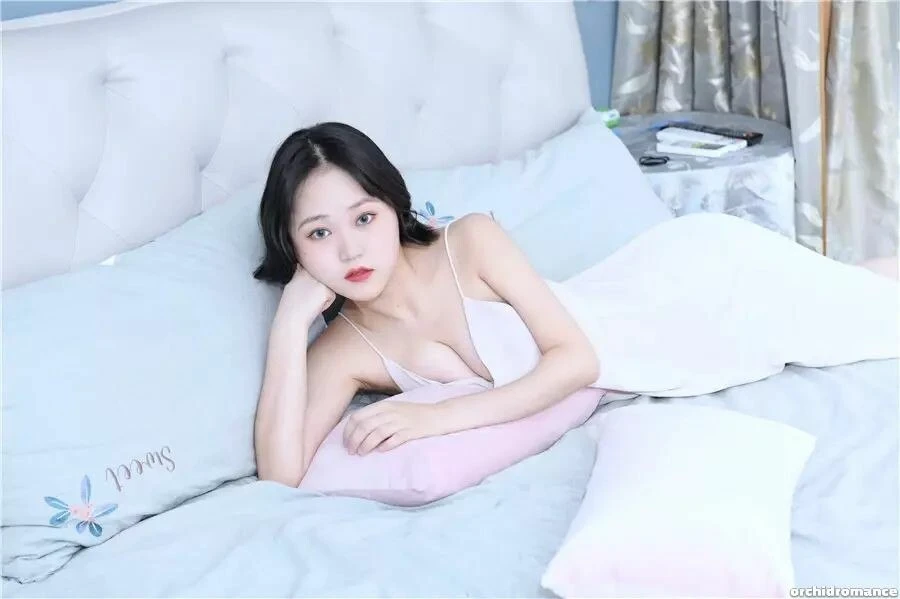Jingyu Profile image 4